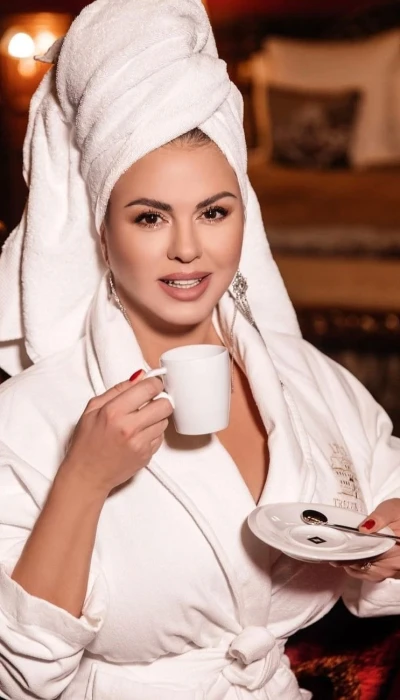 Ganz Neu Viktoria