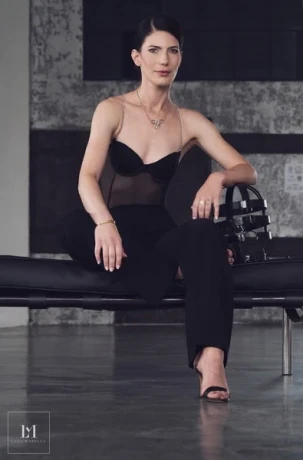 Beruhrbare Bizarrlady Mabella