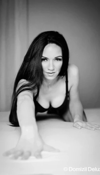 Ionela Bei Domizil Deluxe