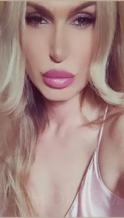 TS Jess - auch Domina Service!