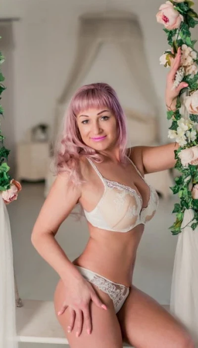 GANZ NEU! ANGELA HEIßE KÜSSE!