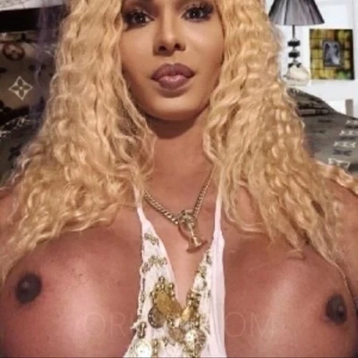 TS Vanessa XXL