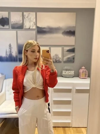 TS Ella D*ll - Türkish Sex bomb