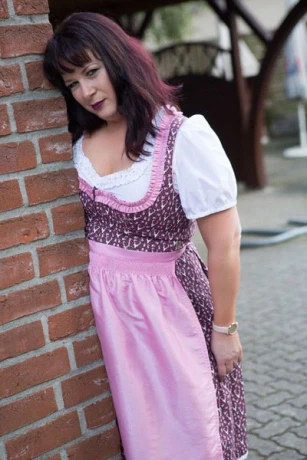 NEU LARISSA NEU DREIER MÖGLICH!