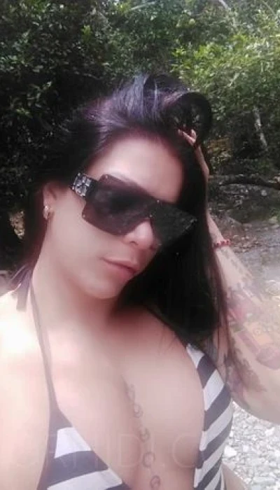 TS Angela FOX