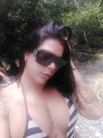 TS Angela FOX