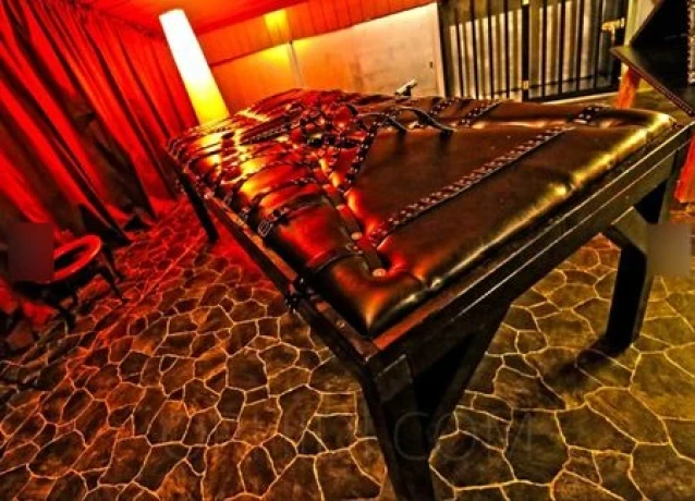 Heaven&Hell Domina Erotikhaus