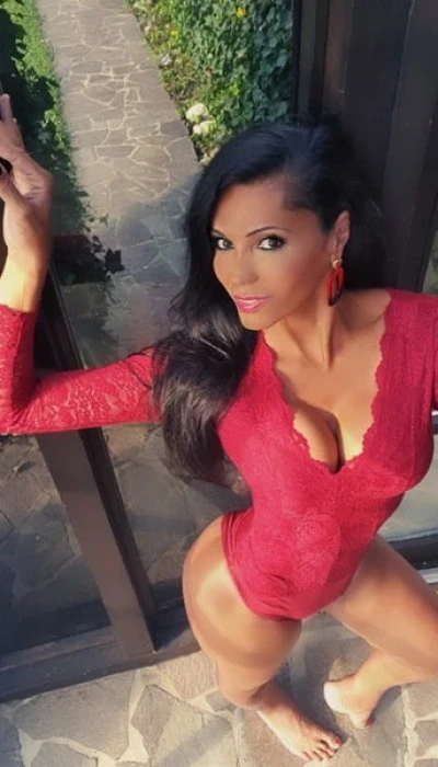 TS TYRA