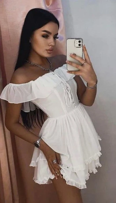 Sexy Jolinna