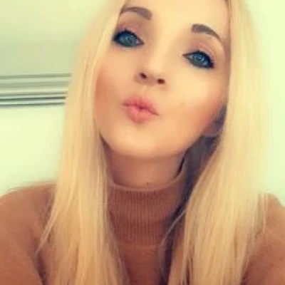 Süße Anastasia