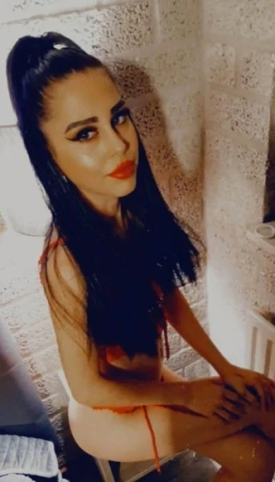 Ella320