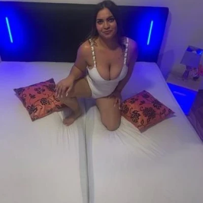 Dana GANZ NEU