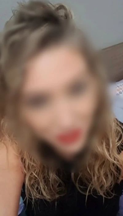 Kiara28