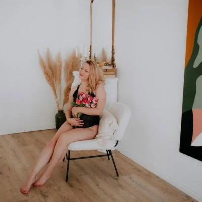 Omg Klaudia Sexy Blondine