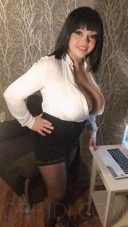 Busenwunder Larisa - Ganz Neu in deiner Stadt!