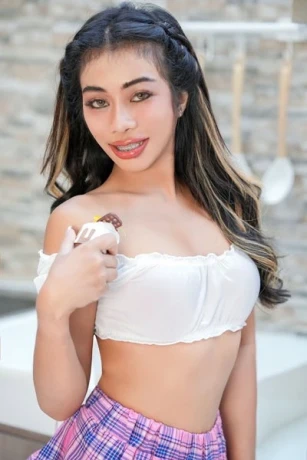 Sofia Top Massage