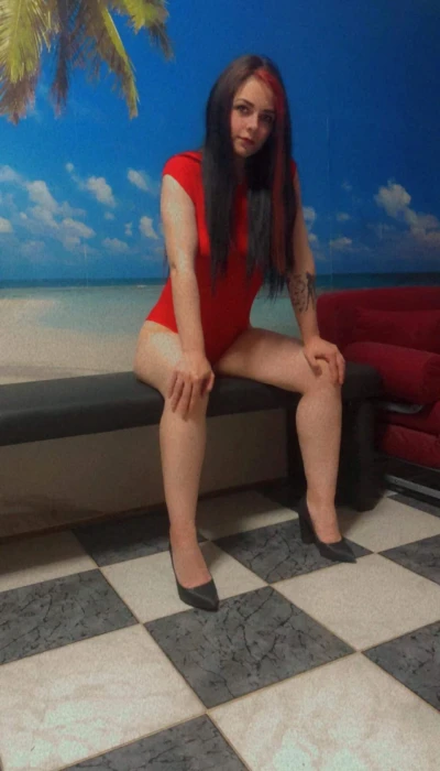 Ariana 19 Hot Top