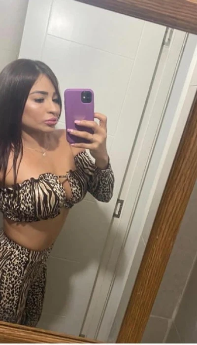 Isabela Latina Av Aus Kolumbien