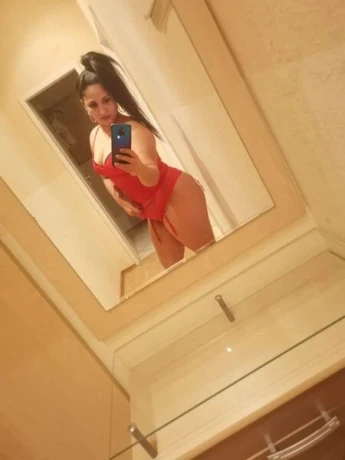 Hot Loretta