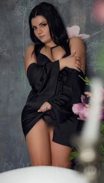 Hot Alessia