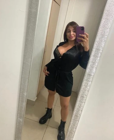 Isabela Latina Av Aus Kolumbien