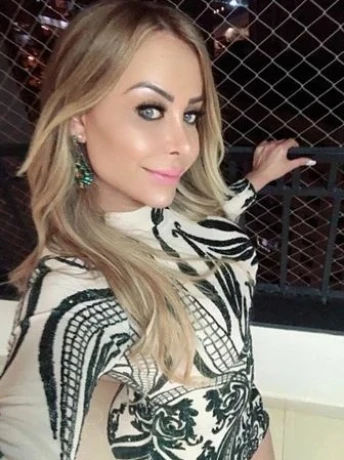 TS Thais Anderson aus Brasilien