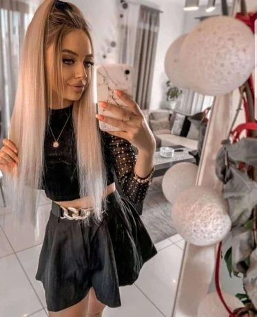 Eliza Top Erotische Dame