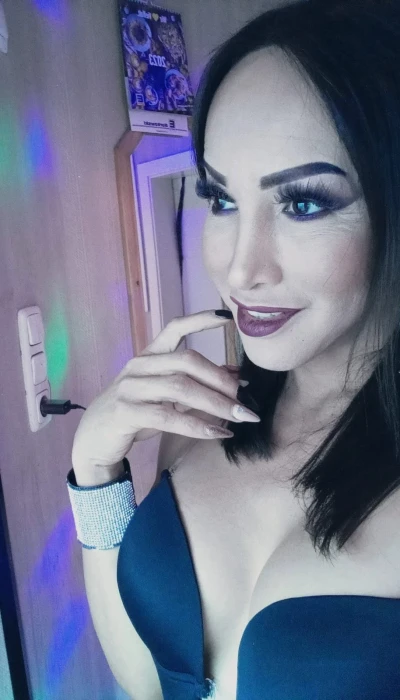 Ts Alexandra