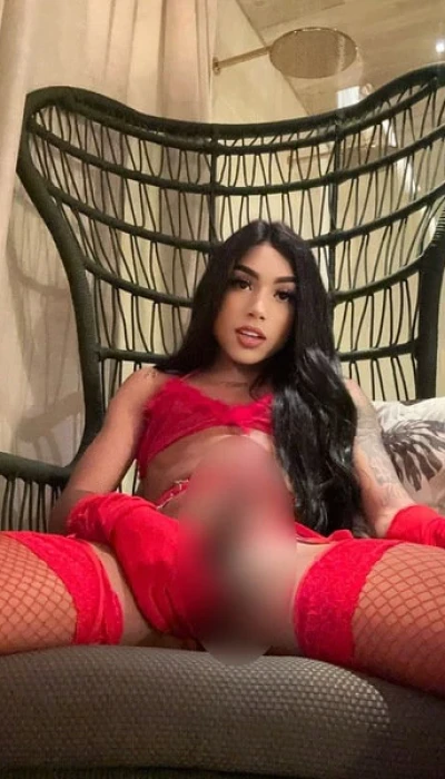 TS Julia Beatriz