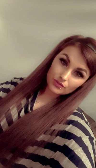 Jazmin Haushotelbesuche