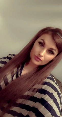 Jazmin Haushotelbesuche