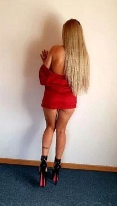 Celine - Apartmenthaus Erotic Island