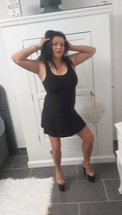 Olivia 28