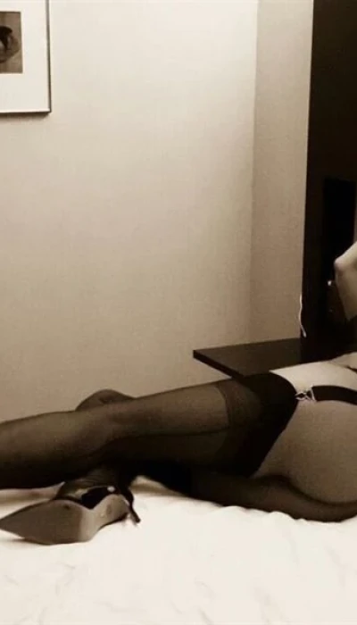 Natascha - Strapse, Nylon, High Heels