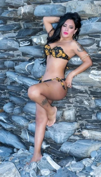 Ts Ariana Latina
