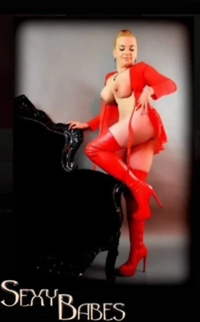 Ayleen Bei Sexy Babes