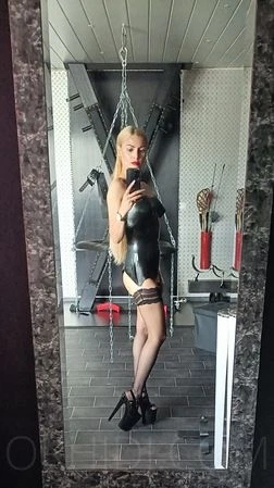 Lady Caroline - Verheißungsvoll