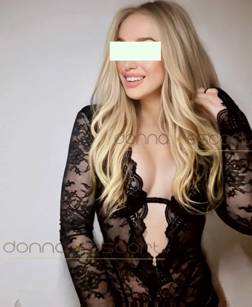 Mira Donna Escort