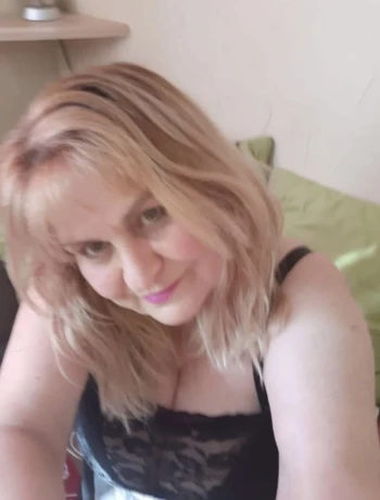 Kathy 62
