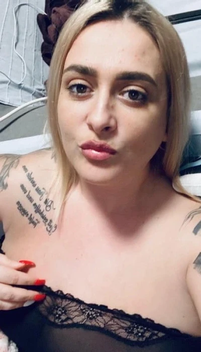 Laura240