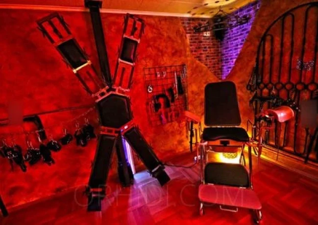 Heaven&Hell Domina Erotikhaus
