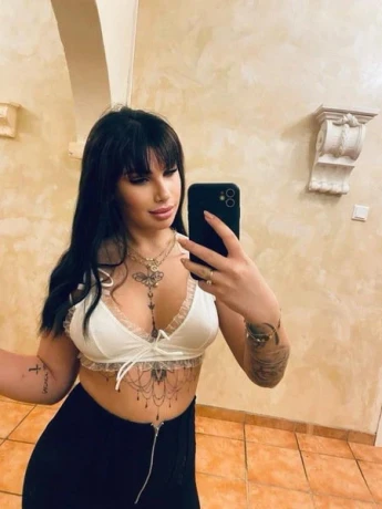 Amely Sexy