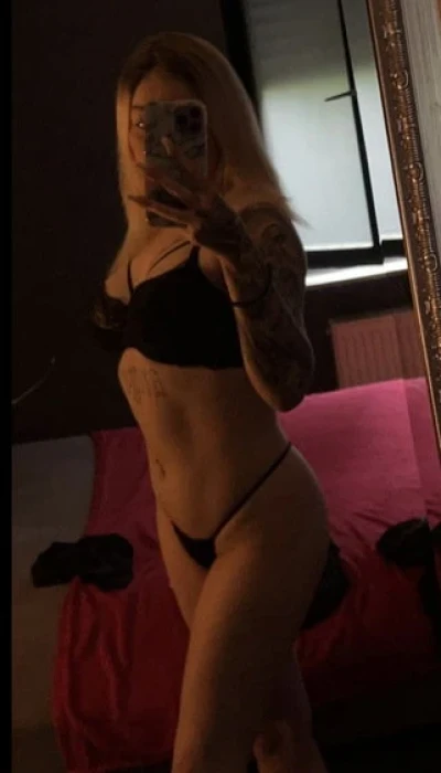 Mia
