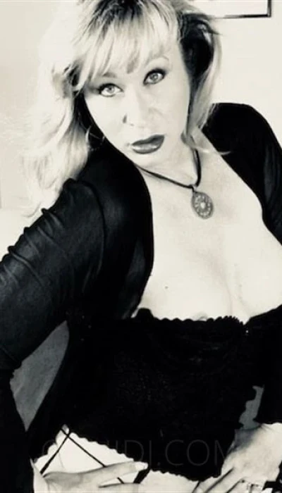 deutsche Trans Roxy erotische Massage