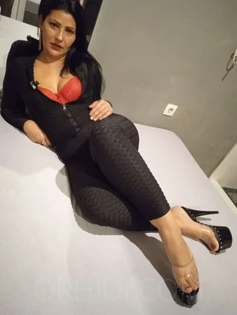 CHRISTINA - 1. MAL!