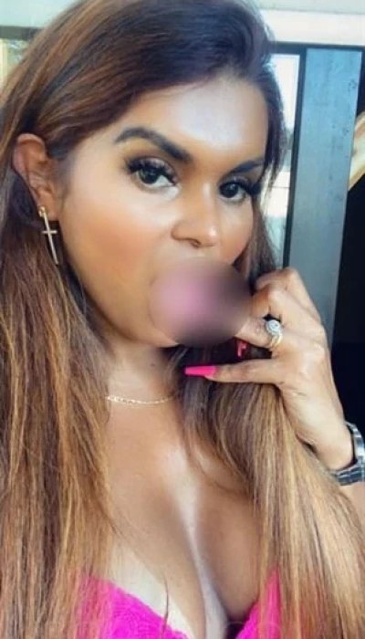TS Bruna Cornelsen 100% Perfekter Körper