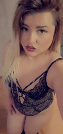 Monica 11