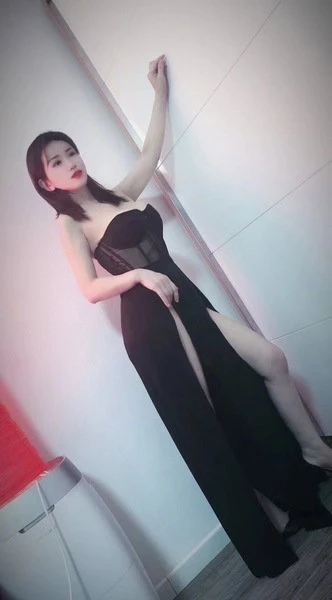 Neu Lili Top Service