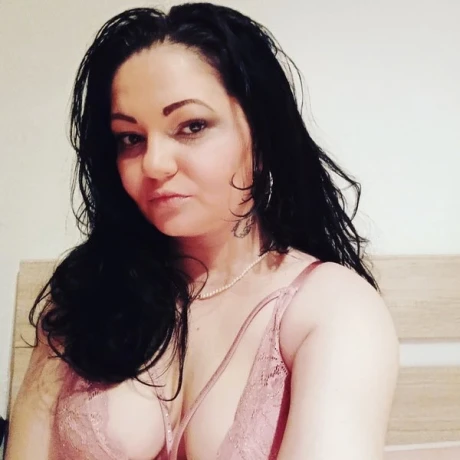 Luna 26 Jahre Alt Aus Italien