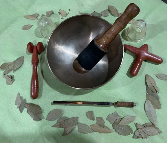 Charmantezertifizierte Massage Therapeutin